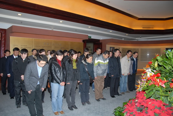 74267799611541666202010-10-28 \